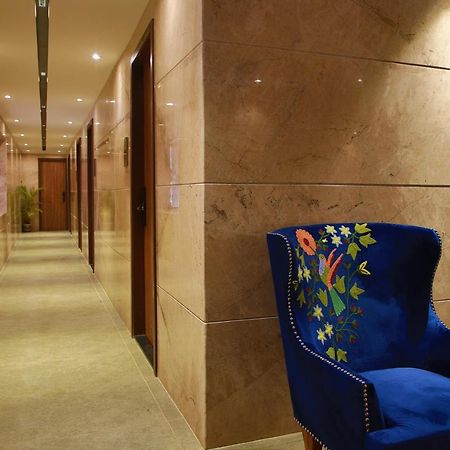 Hotel Rock Regency Mount Abu - A Boutique Rodetel Bagian luar foto
