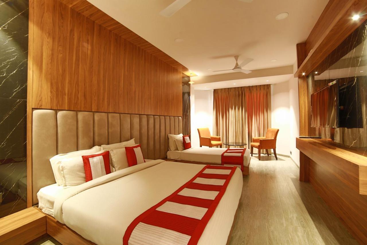 Hotel Rock Regency Mount Abu - A Boutique Rodetel Bagian luar foto