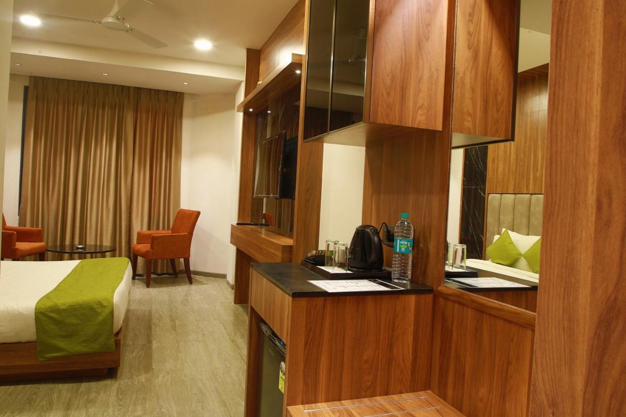 Hotel Rock Regency Mount Abu - A Boutique Rodetel Bagian luar foto