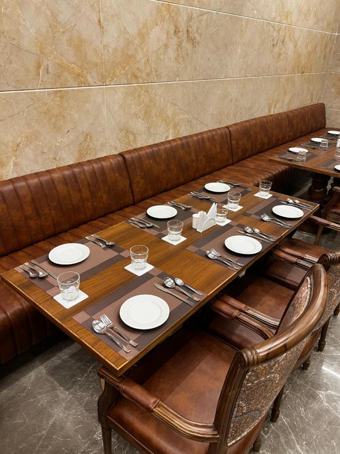 Hotel Rock Regency Mount Abu - A Boutique Rodetel Bagian luar foto